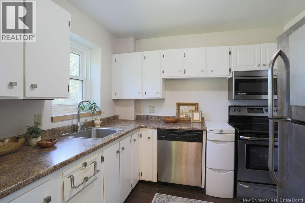 2865 Rothesay Road Unit# 2, photo 3