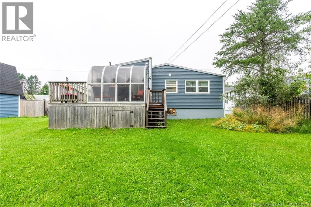 118 Simpson Drive, photo 12