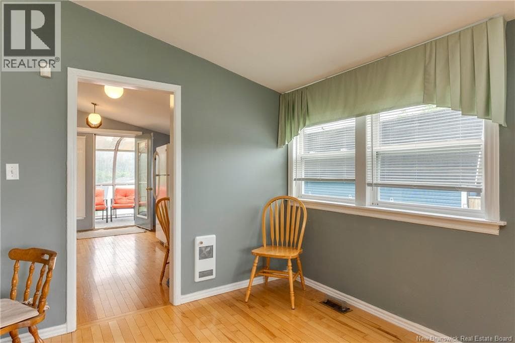 118 Simpson Drive, photo 22