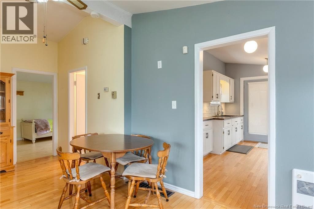 118 Simpson Drive, photo 24