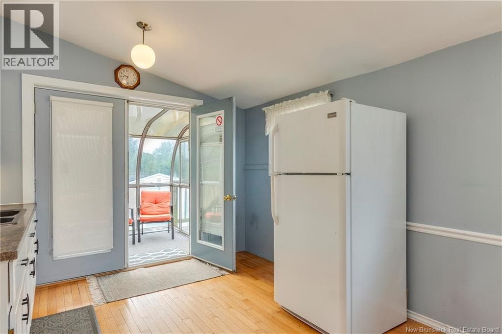 118 Simpson Drive, photo 29