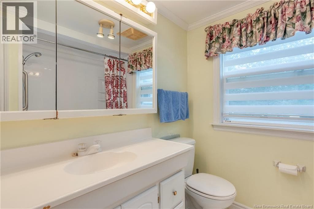 118 Simpson Drive, photo 36