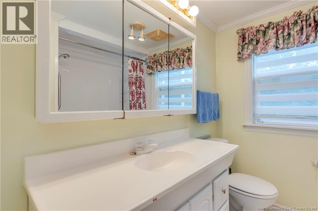 118 Simpson Drive, photo 38