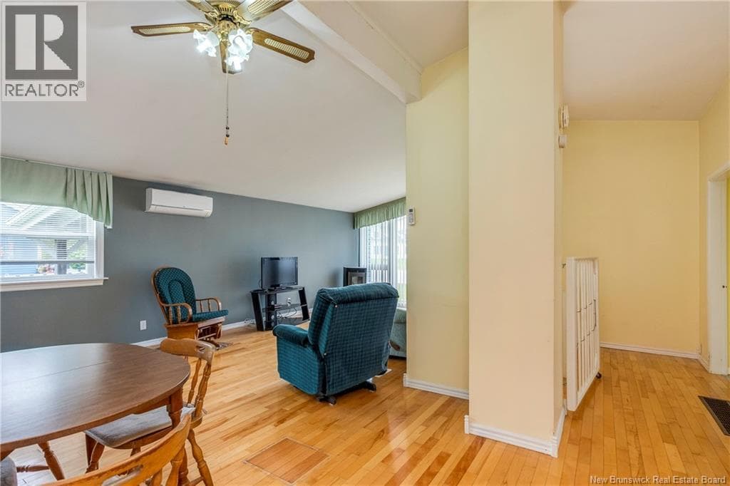 118 Simpson Drive, photo 41