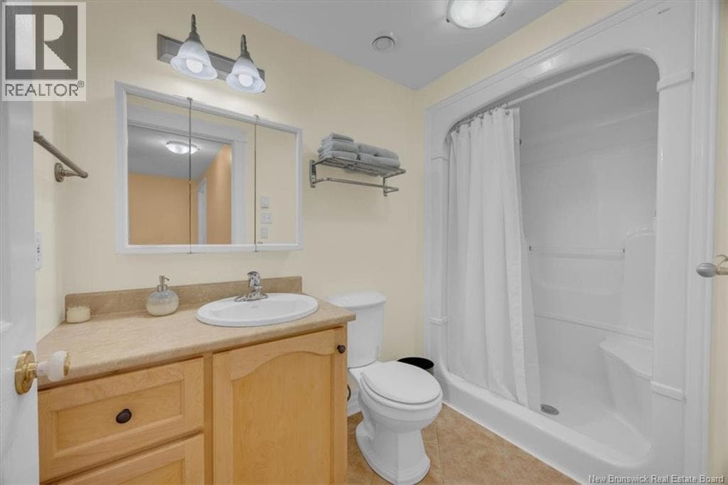 8 Devonayer Court, photo 23