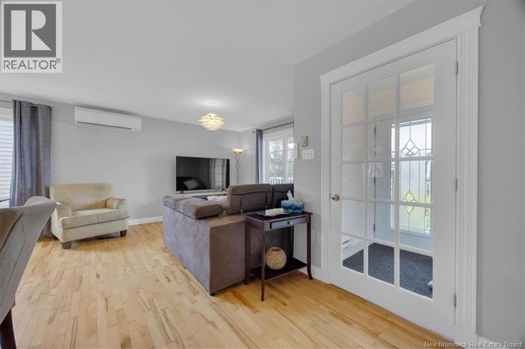 8 Devonayer Court, photo 5