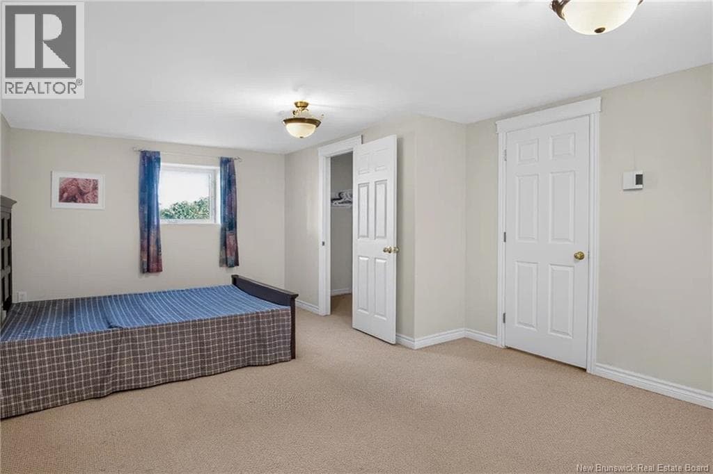 35 Saint Peters Court, photo 31