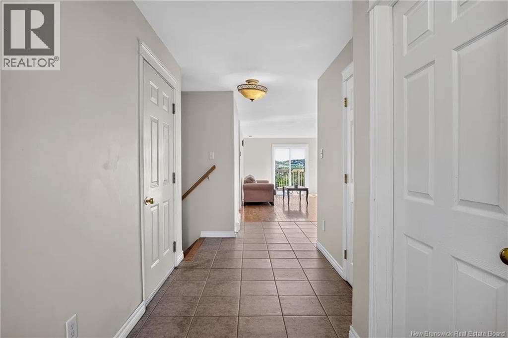 35 Saint Peters Court, photo 9