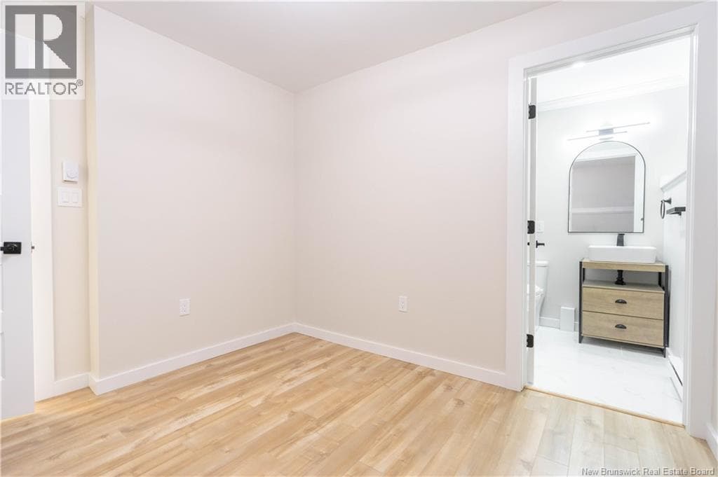 23 Harding Street, photo 7