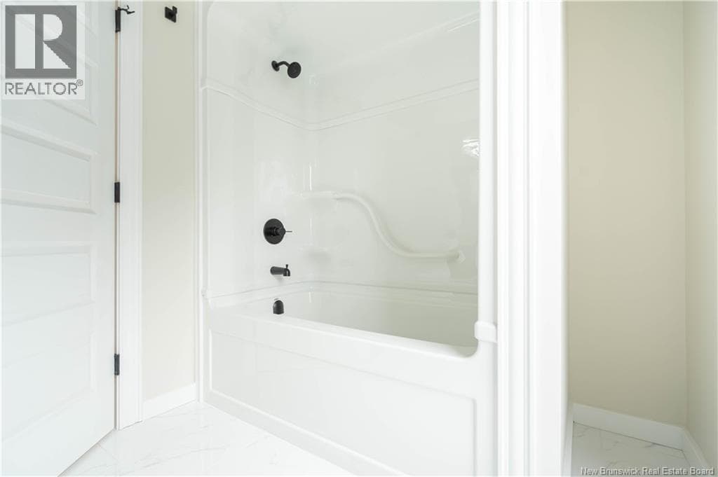 23 Harding Street, photo 43