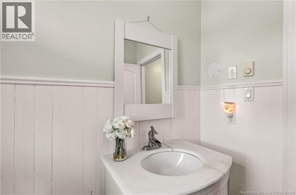 234 Duke Street West, photo 24