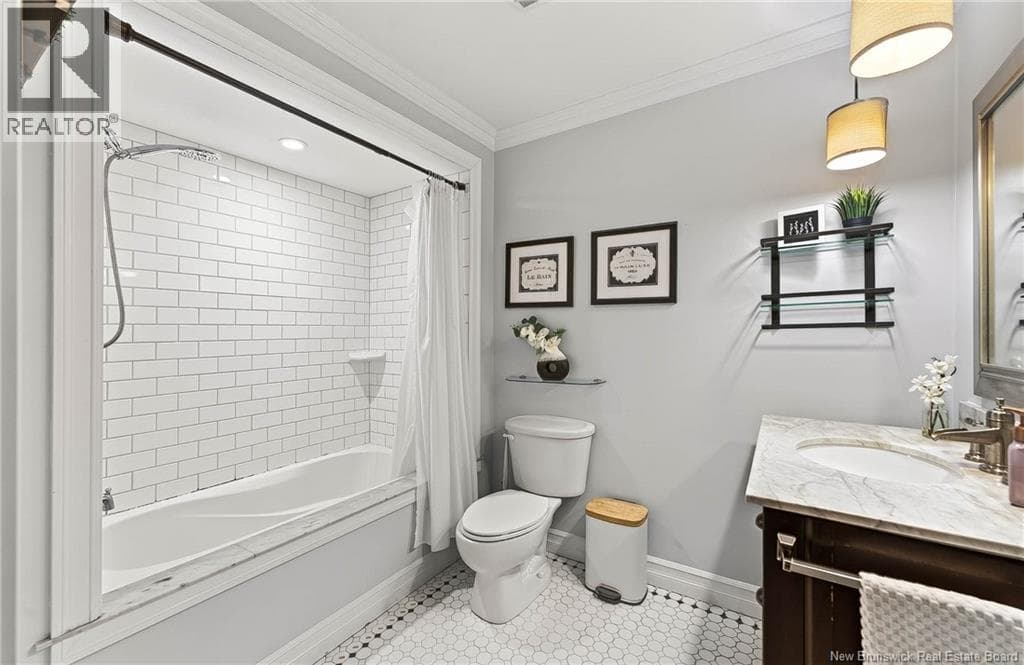 234 Duke Street West, photo 37