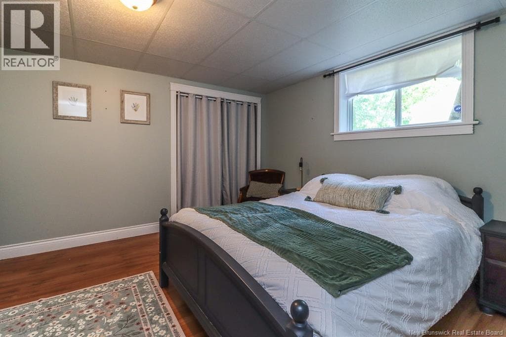 108 Hazelton Drive, photo 41