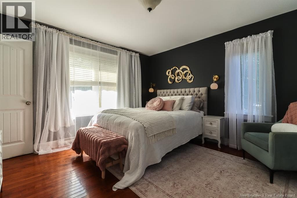 108 Hazelton Drive, photo 23