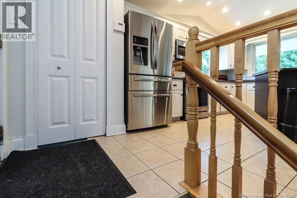 108 Hazelton Drive, photo 33