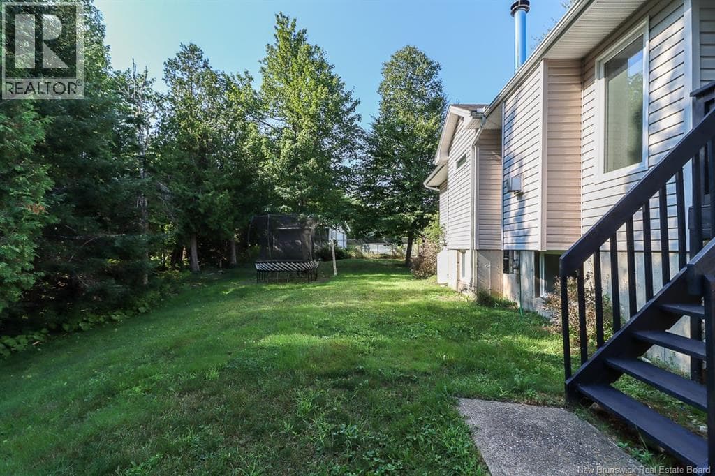 108 Hazelton Drive, photo 46