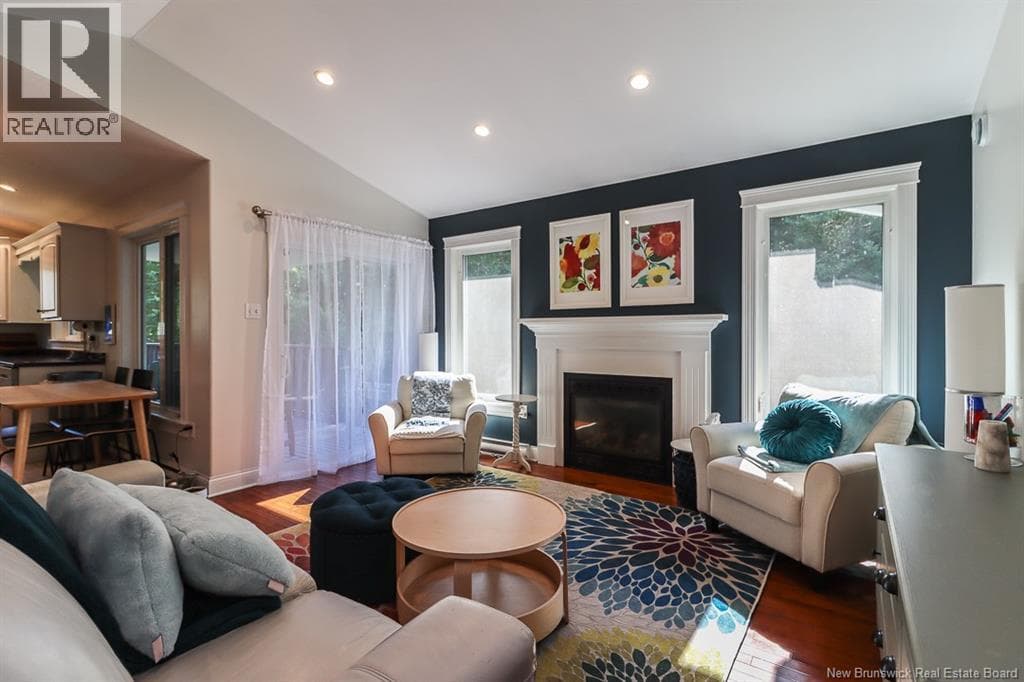 108 Hazelton Drive, photo 10