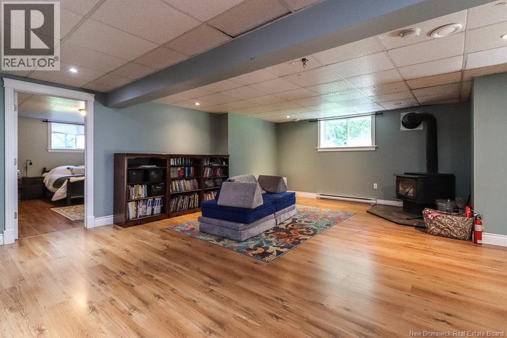 108 Hazelton Drive, photo 38