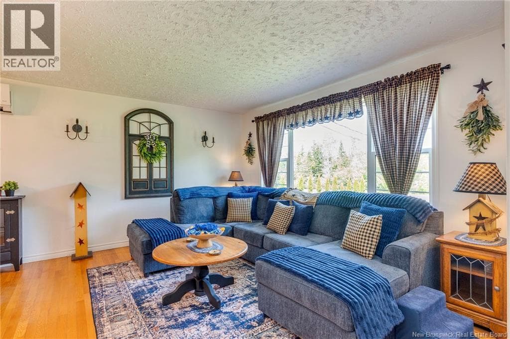 125 Inglewood Drive, photo 22
