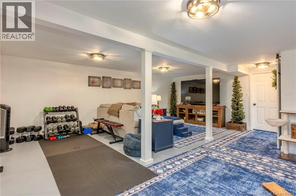 125 Inglewood Drive, photo 24