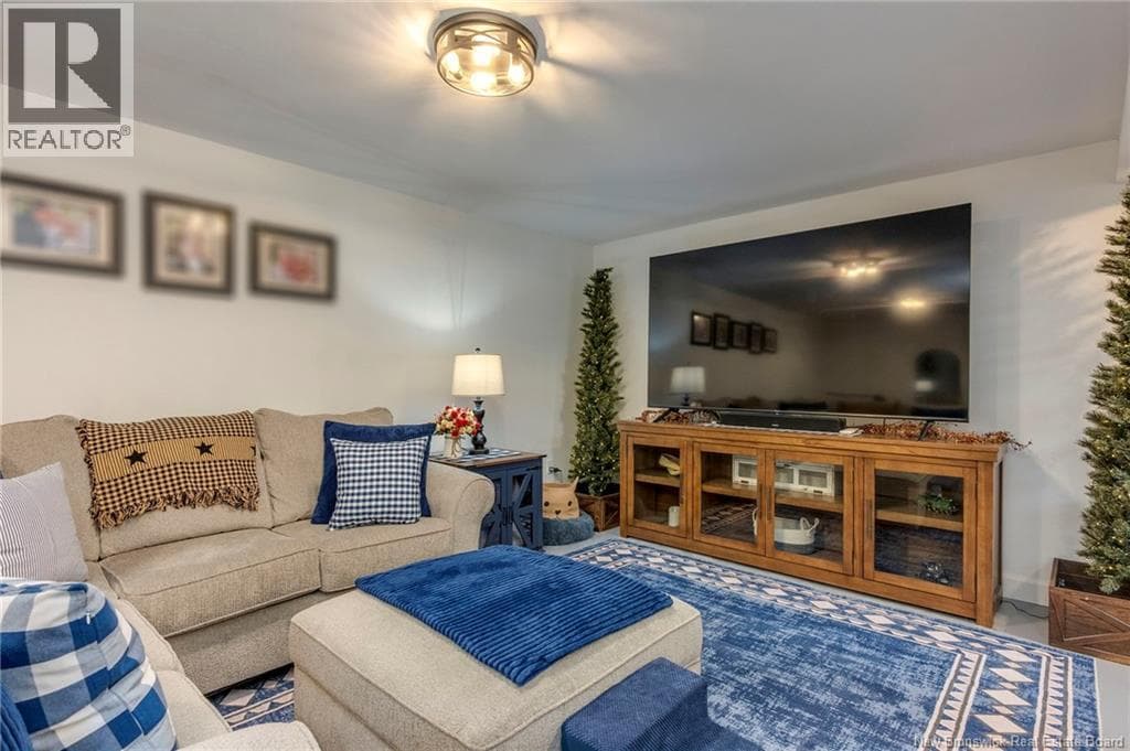 125 Inglewood Drive, photo 25