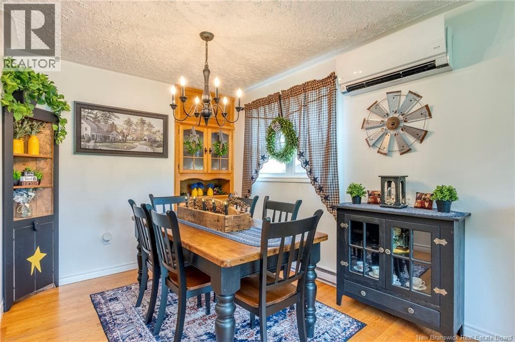 125 Inglewood Drive, photo 5