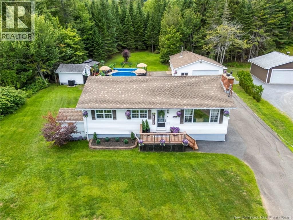 125 Inglewood Drive, photo 46