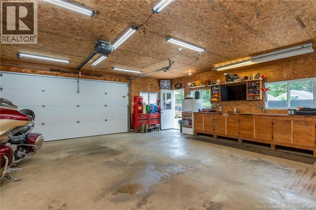 125 Inglewood Drive, photo 49