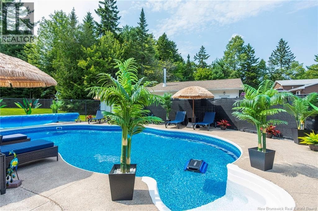 125 Inglewood Drive, photo 50