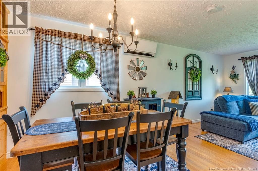 125 Inglewood Drive, photo 6