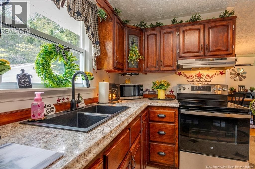 125 Inglewood Drive, photo 9