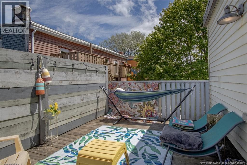 52 Dorchester Street, photo 31