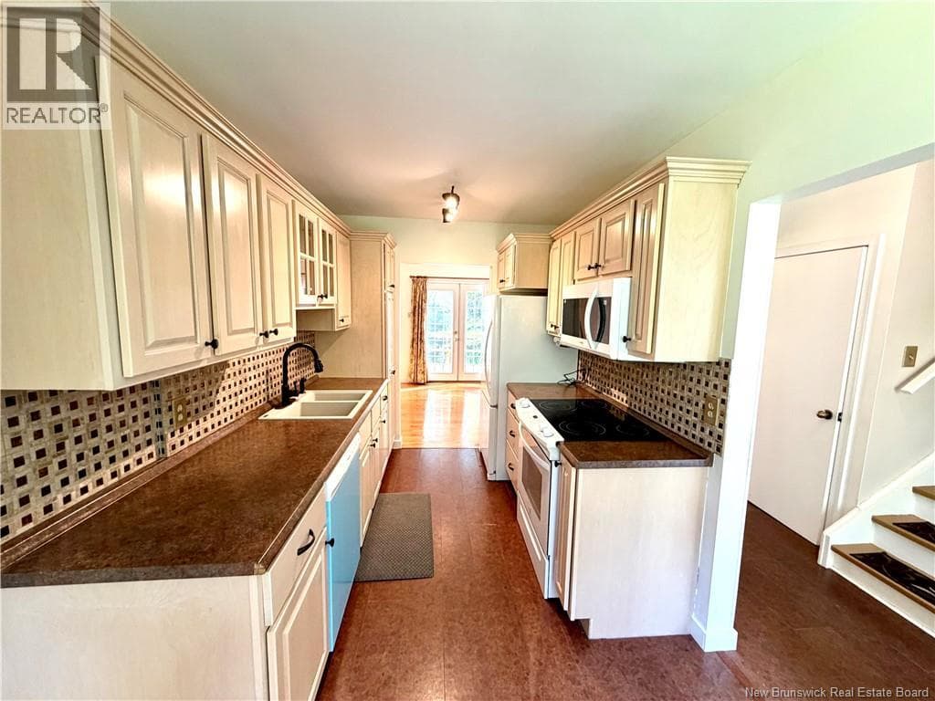 67 Candlewood Lane, photo 7