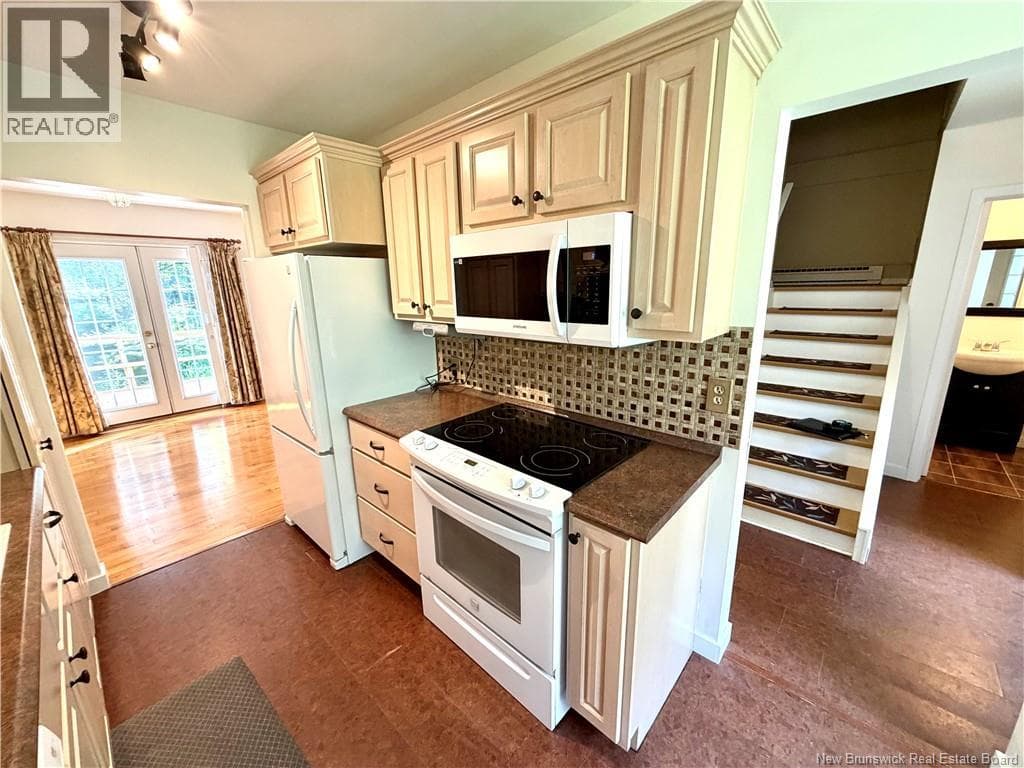 67 Candlewood Lane, photo 8