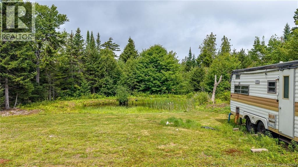 Lot and Camp Route 845, photo 37