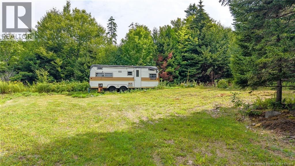 Lot and Camp Route 845, photo 36
