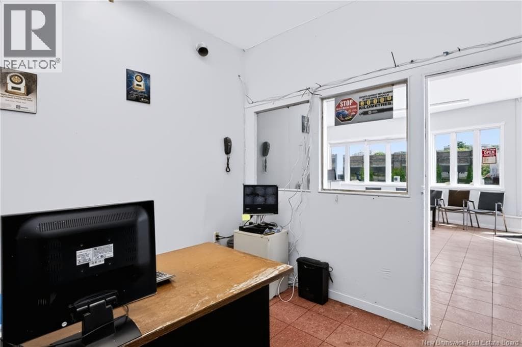 267 Metcalf Street, photo 14