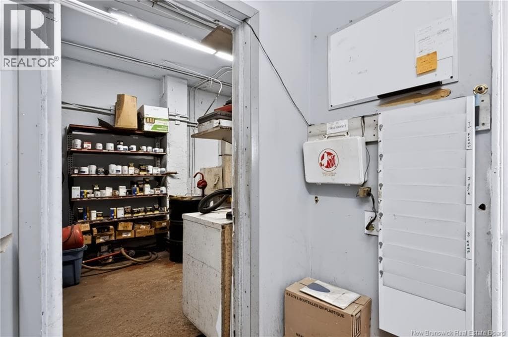 267 Metcalf Street, photo 15