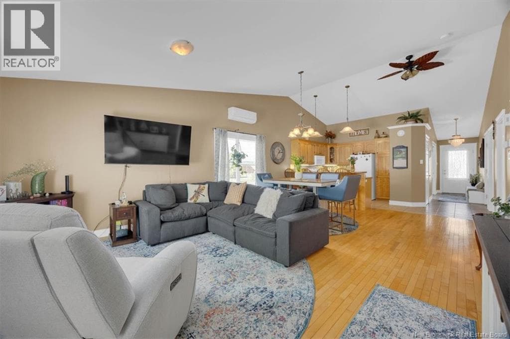 14 Alexander Court, photo 12