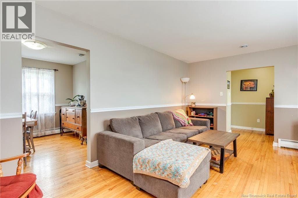 490 Lancaster Avenue, photo 10