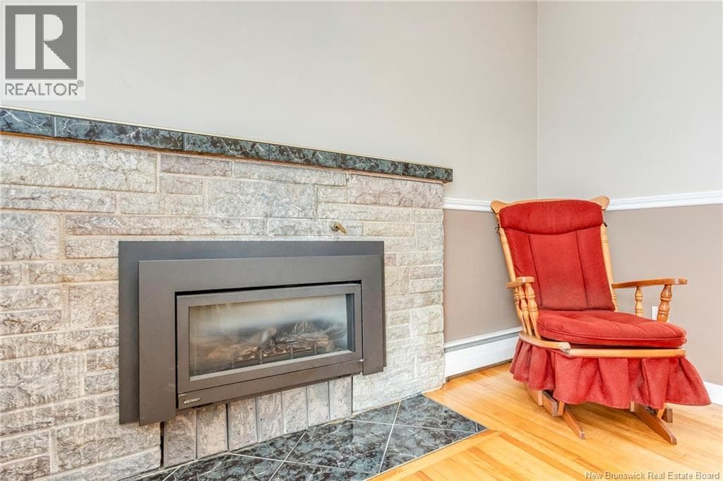 490 Lancaster Avenue, photo 11