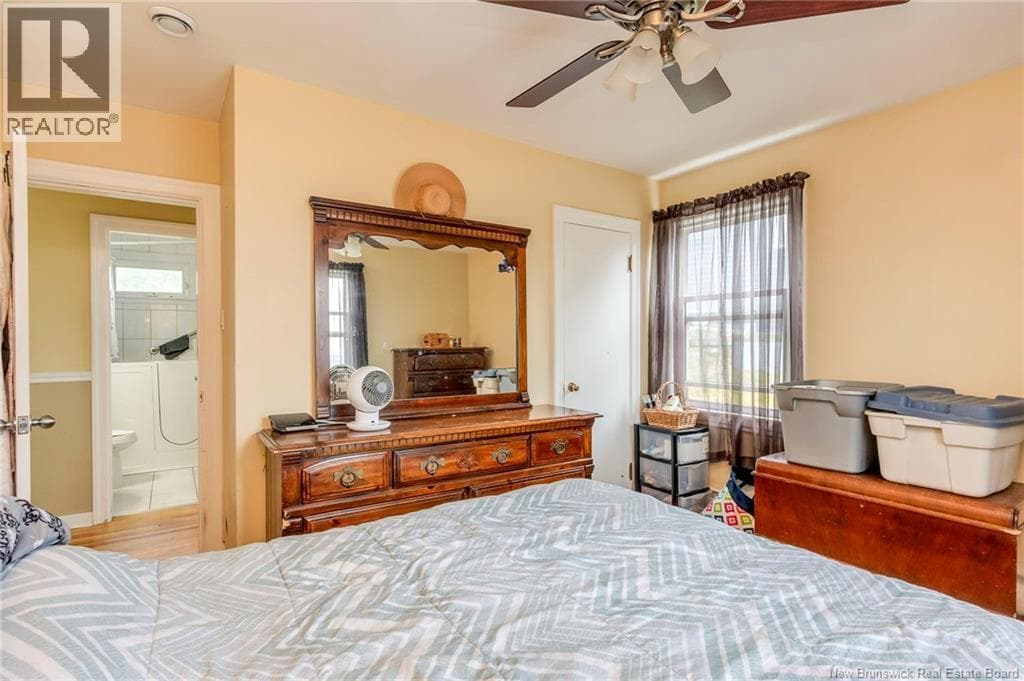 490 Lancaster Avenue, photo 25