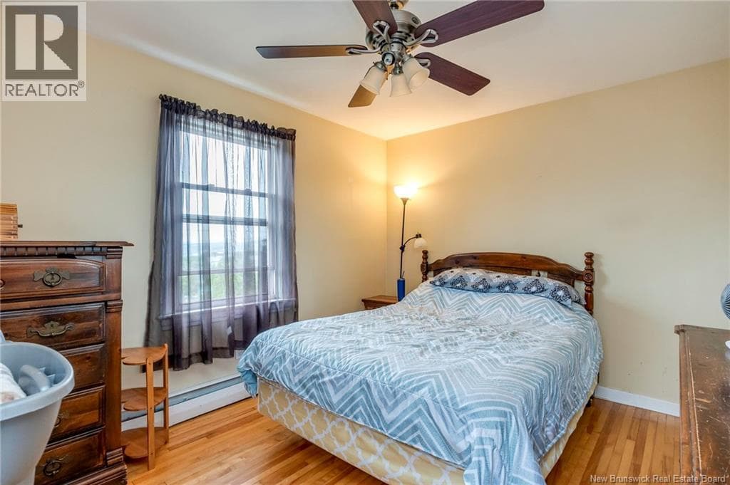 490 Lancaster Avenue, photo 4