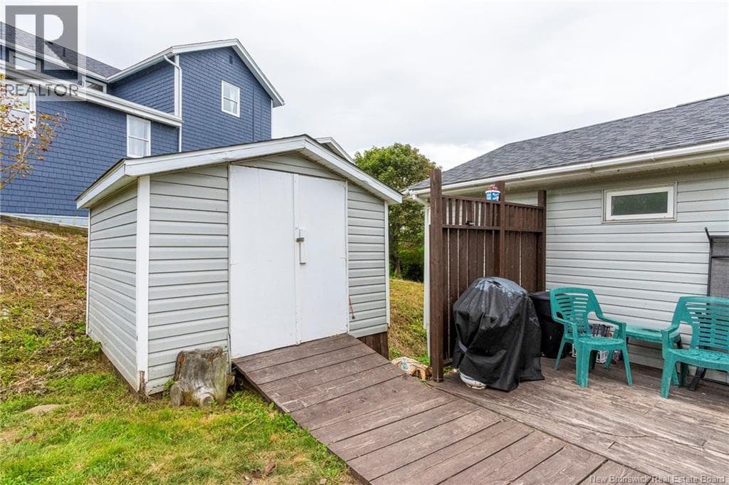 490 Lancaster Avenue, photo 44