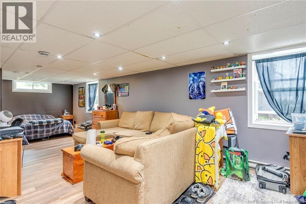 490 Lancaster Avenue, photo 5