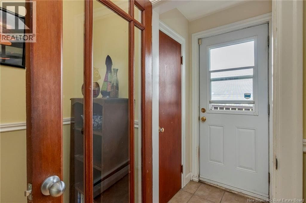 490 Lancaster Avenue, photo 6