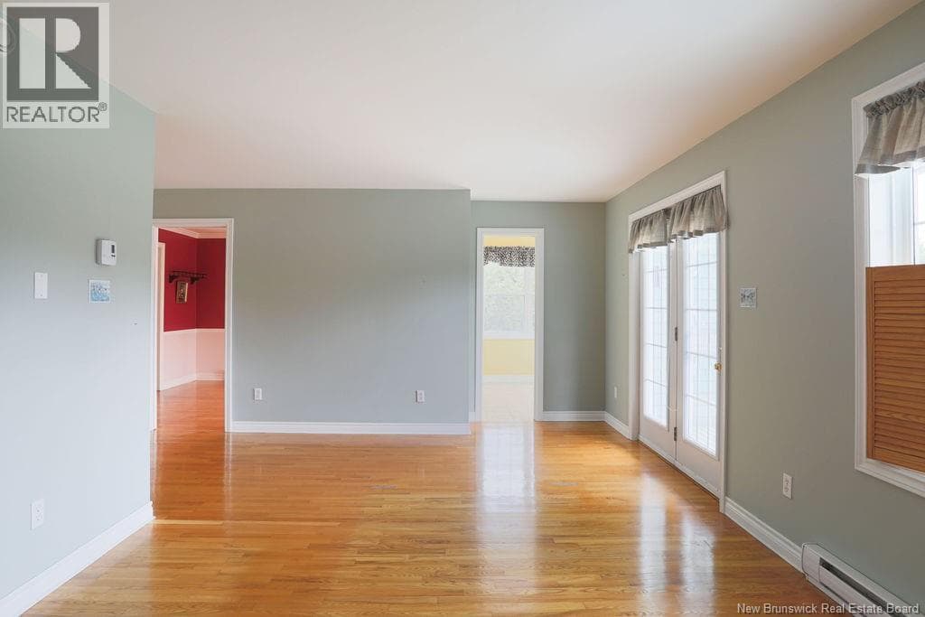 18 Garrison Drive, photo 21
