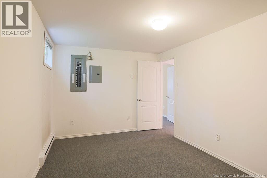 18 Garrison Drive, photo 40