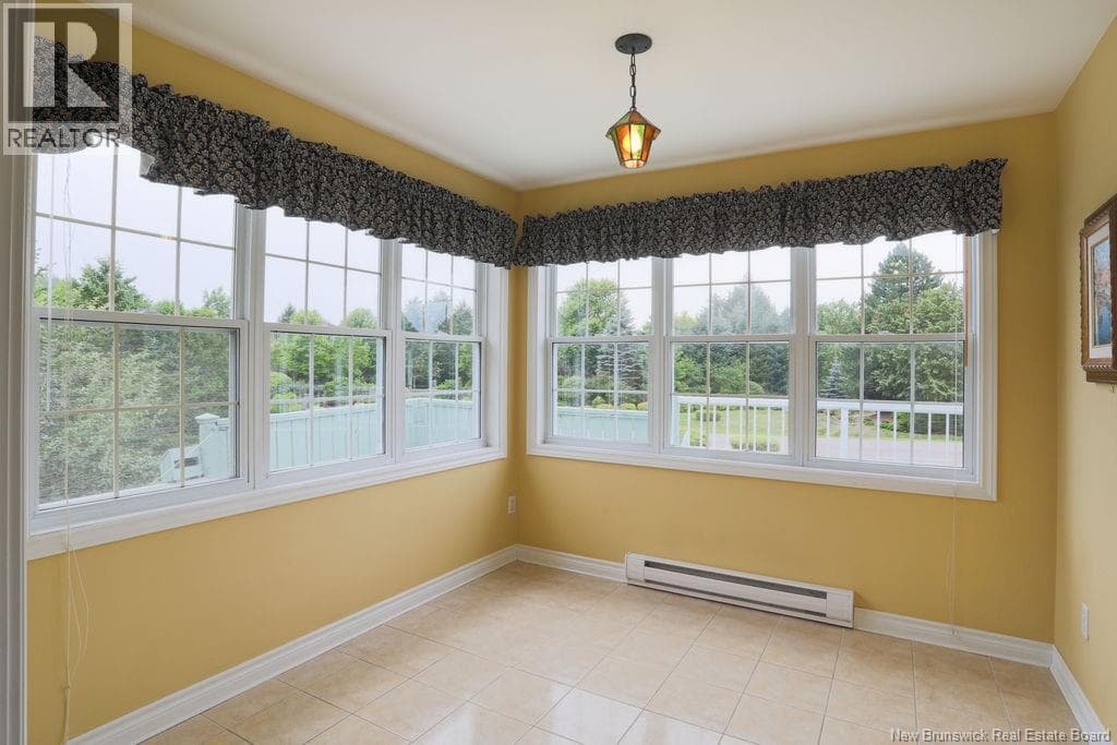 18 Garrison Drive, photo 12
