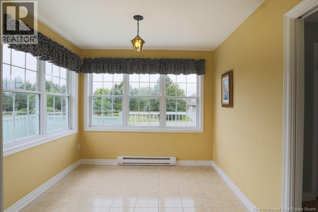 18 Garrison Drive, photo 13